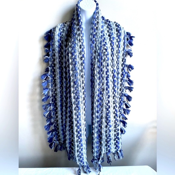 New Handwoven Shawl Scarf Wrap - Picture 4 of 6